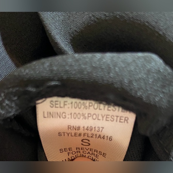 HYFVE Black asymmetrical split sleeve Skirt Romper size Small new - Picture 14 of 14